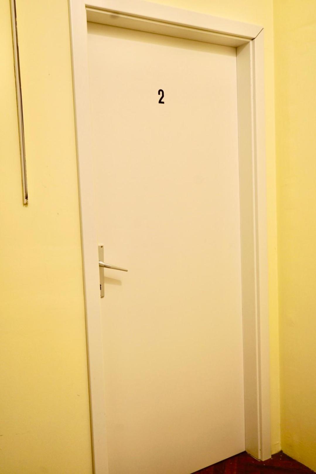 U6 Schoepfwerk Home 5 Виена Екстериор снимка